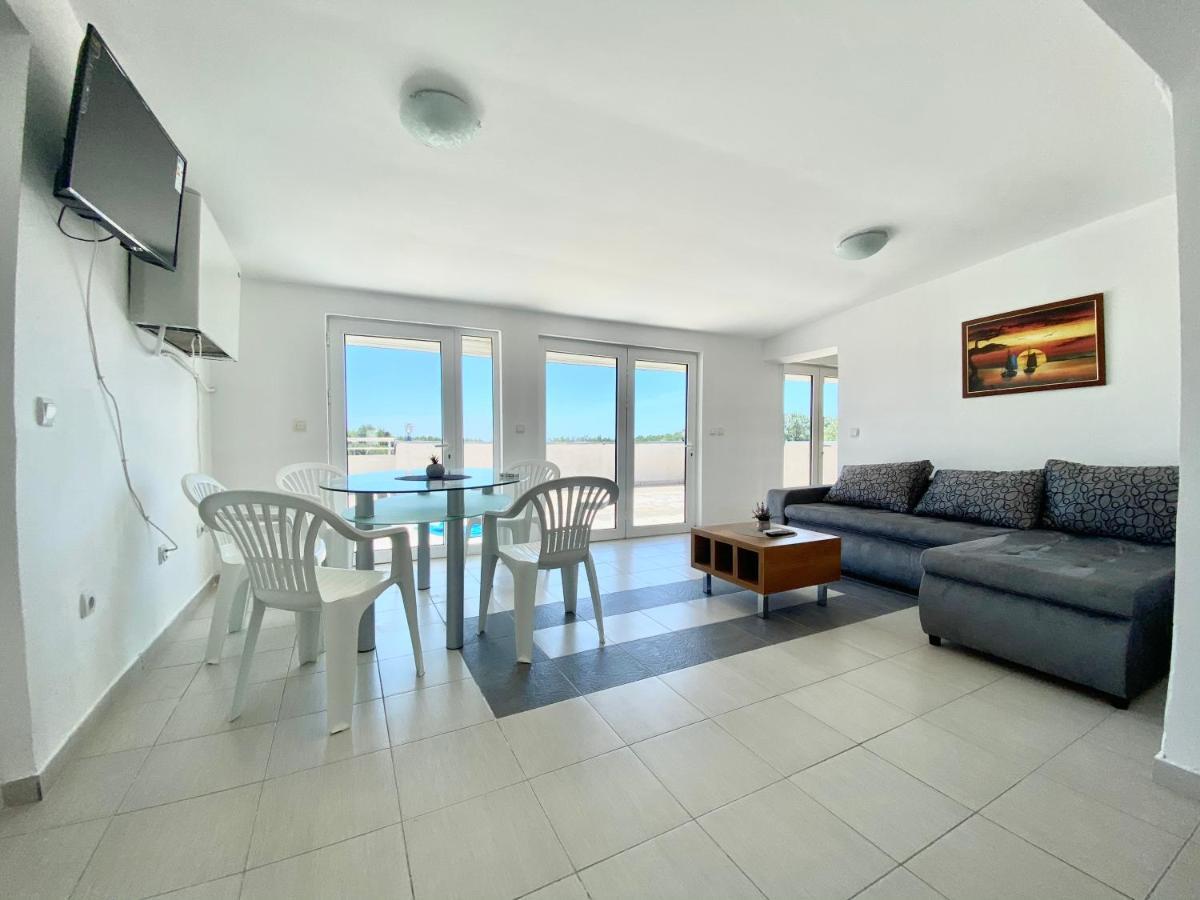 Etna Apartments Ulcinj Ngoại thất bức ảnh