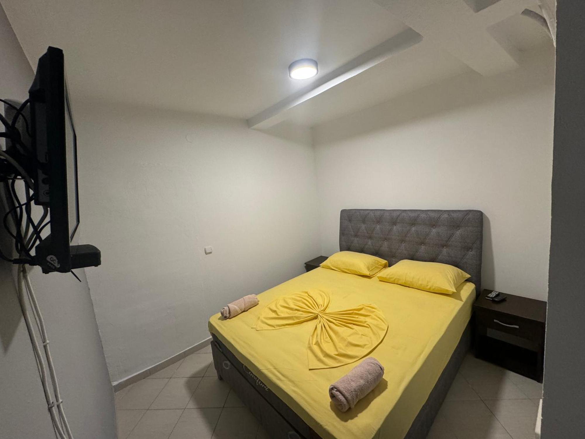 Etna Apartments Ulcinj Ngoại thất bức ảnh