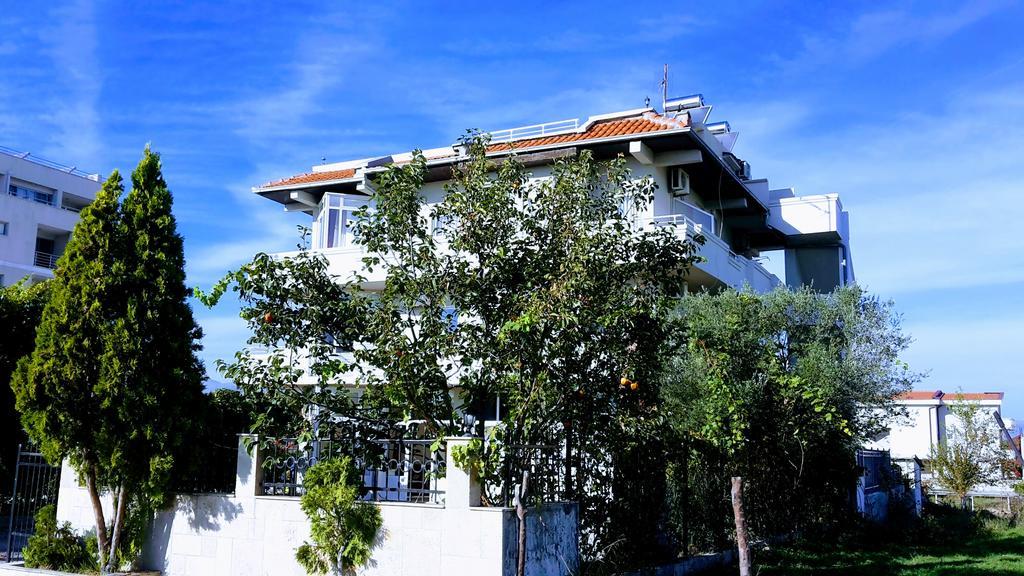 Etna Apartments Ulcinj Ngoại thất bức ảnh