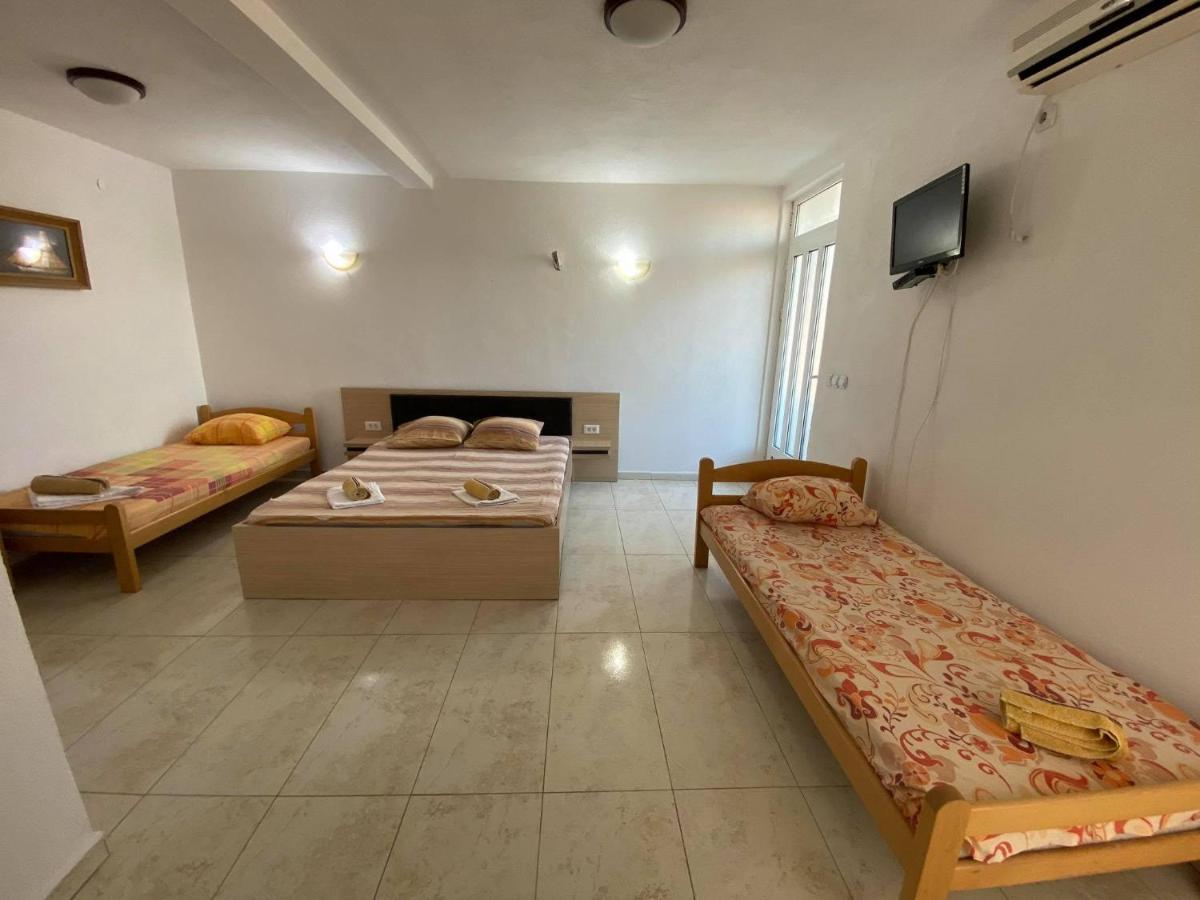 Etna Apartments Ulcinj Ngoại thất bức ảnh
