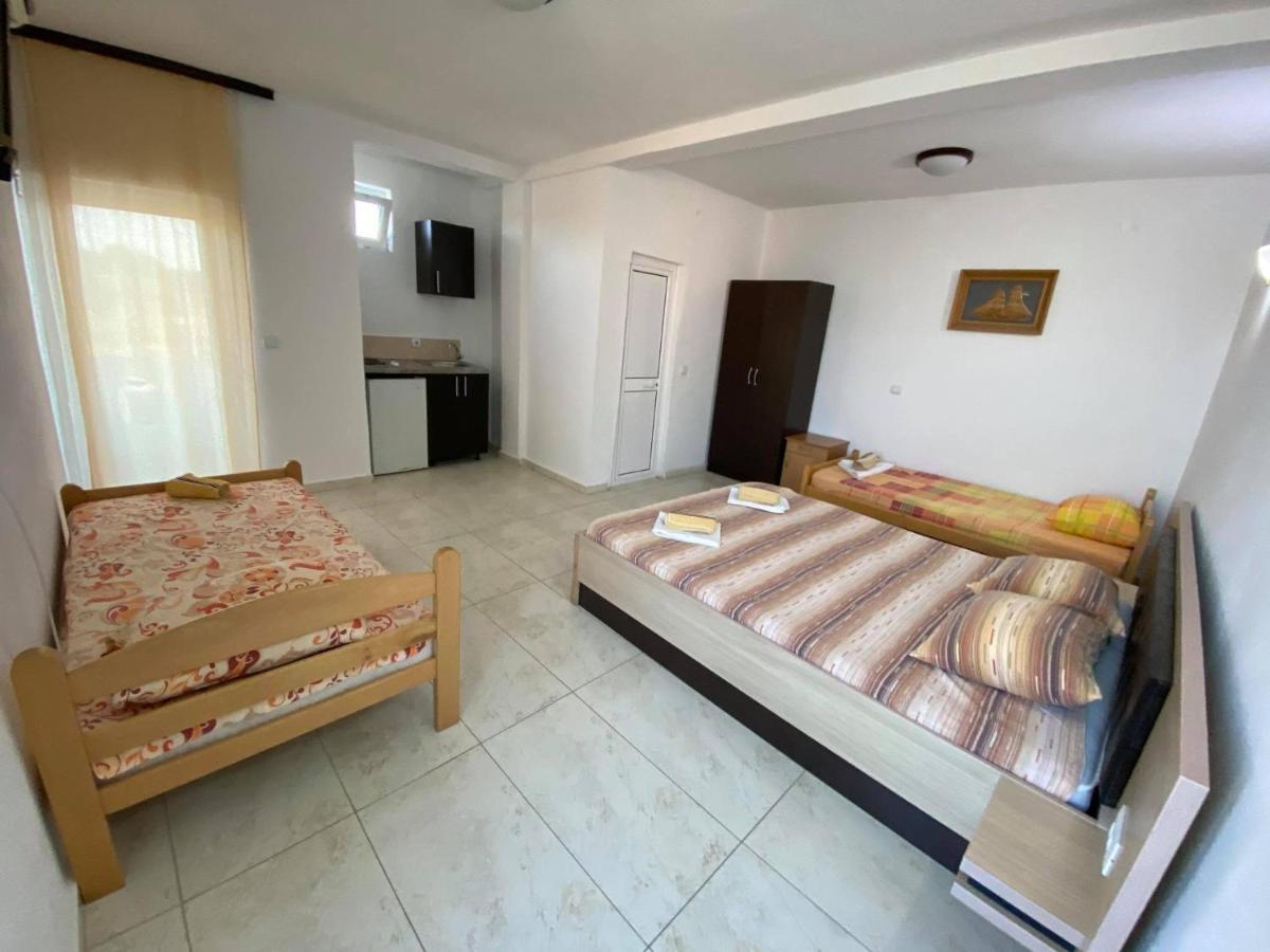 Etna Apartments Ulcinj Ngoại thất bức ảnh